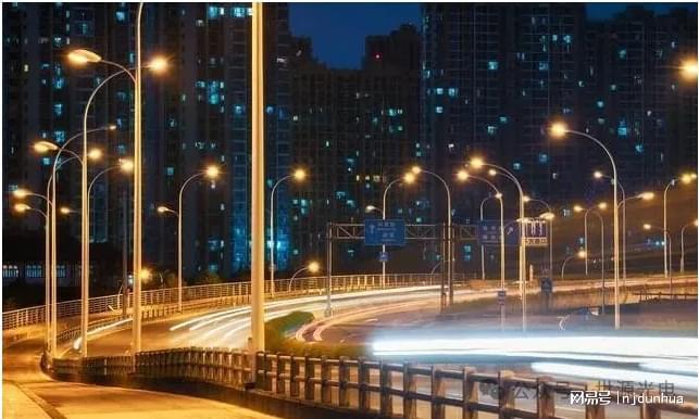 新建城区 智慧路灯
